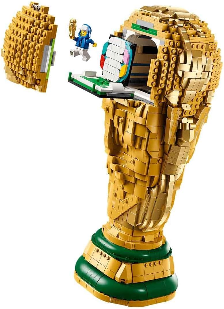 LEGO Editions Offizielle FIFA Fussball-Weltpokal-Trophäe – 3D-Spielzeug – DIY-Modellbausatz mit Sammler-Minifigur – Fußballgeschenk für Jungen, Mädchen ab 12 Jahren oder erwachsene Sportfans 43020