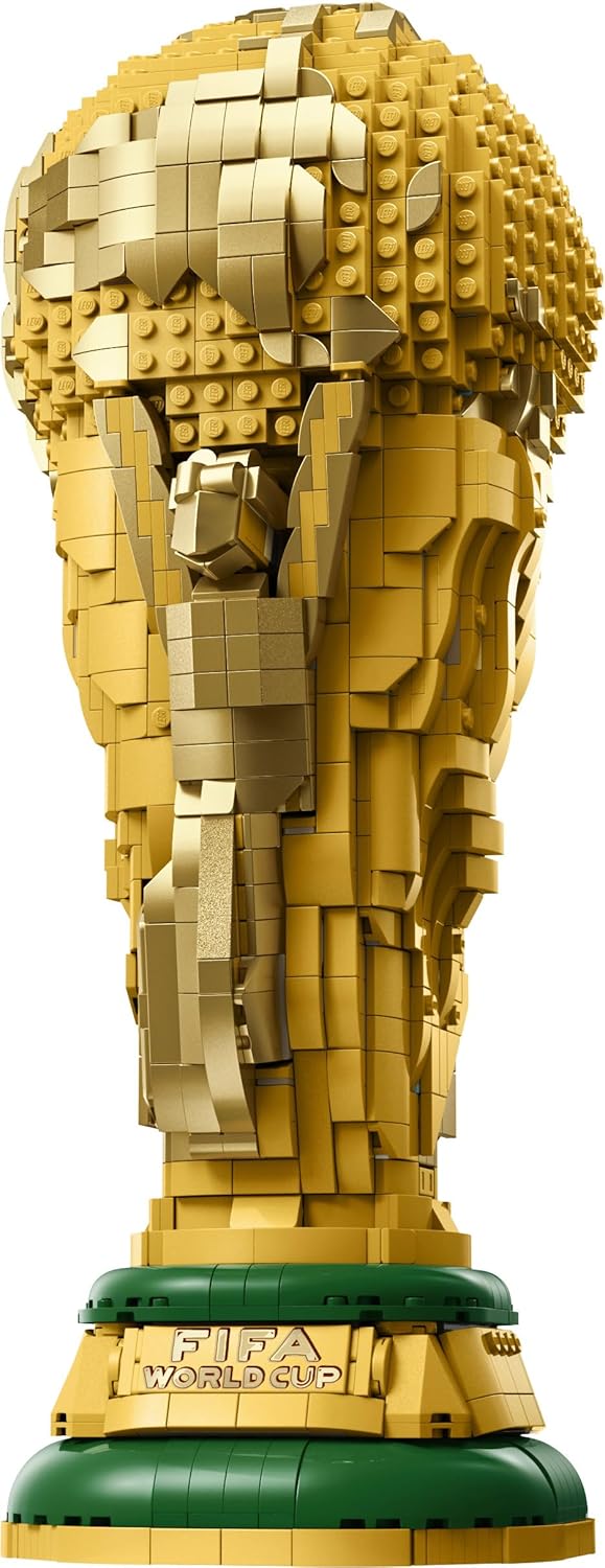LEGO Editions Offizielle FIFA Fussball-Weltpokal-Trophäe – 3D-Spielzeug – DIY-Modellbausatz mit Sammler-Minifigur – Fußballgeschenk für Jungen, Mädchen ab 12 Jahren oder erwachsene Sportfans 43020