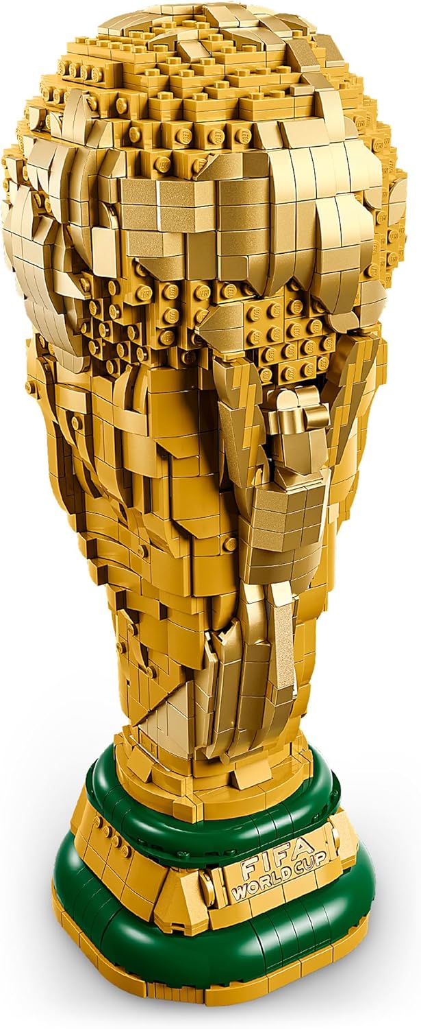 LEGO Editions Offizielle FIFA Fussball-Weltpokal-Trophäe – 3D-Spielzeug – DIY-Modellbausatz mit Sammler-Minifigur – Fußballgeschenk für Jungen, Mädchen ab 12 Jahren oder erwachsene Sportfans 43020